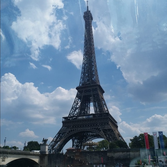 Profile Picture of Jodi Hoppert (@jodihoppert) on Poshmark