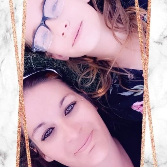 Carylee Wilson - Poshmark Profile Picture of Carylee Wilson (@caryleewilson) on Poshmark