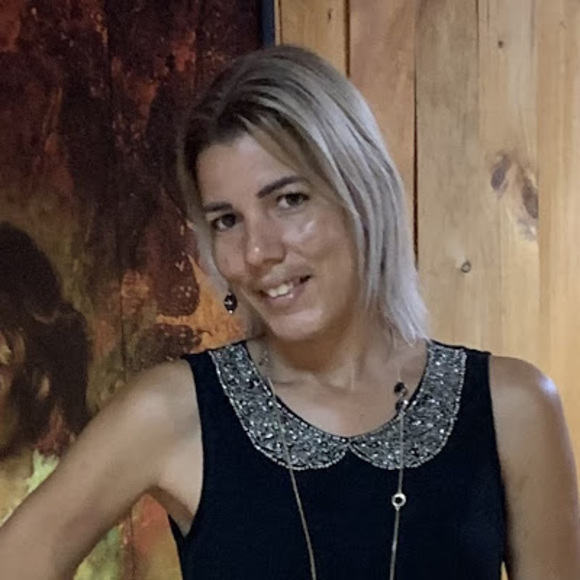 Profile Picture of Adaylen Cutiño (@adaylencutino85) on Poshmark