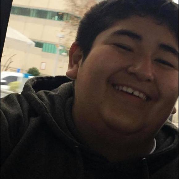 Profile Picture of Luis Lujano (@mlujano1585) on Poshmark