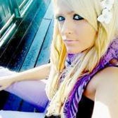 Profile Picture of Kendall Kerr (@irateZany98) on Twitter