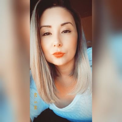 Profile Picture of Ana Claudia Manfredi (@AnaClaudiaManf1) on Twitter