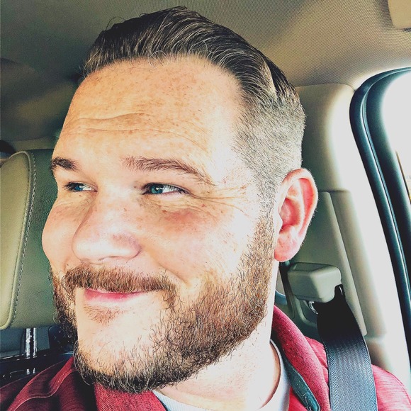 Profile Picture of Jason Godwin (@jason_godwin) on Poshmark