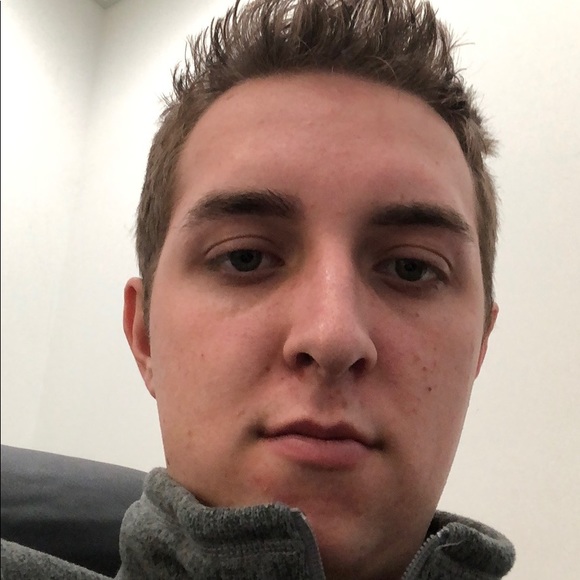 Profile Picture of Andrew Boone (@andrewboone04) on Poshmark