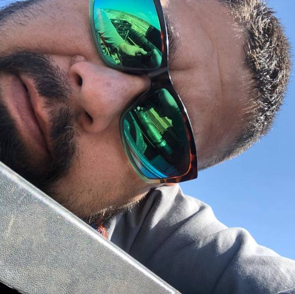 Profile Picture of Lorenzo Hinojos (@lorenzohinojos) on Poshmark