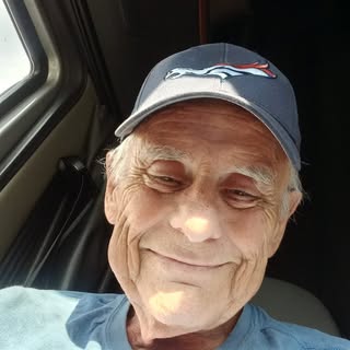 Profile Picture of john topf (@topfjohn) on Instagram
