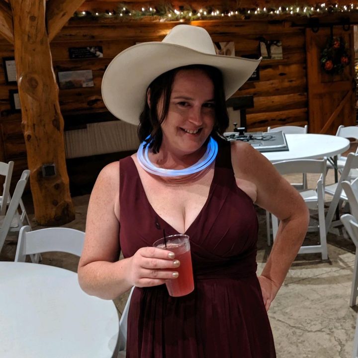 Profile Picture of Stephanie Cline (@masteroftheshitshow) on Tiktok