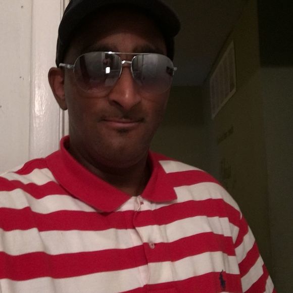 Profile Picture of Eugene Braxton (@dobiee) on Poshmark