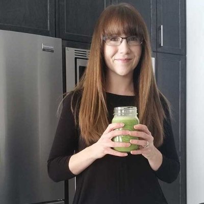 Profile Picture of Miranda Barrett {Kale + Kopy} (@kaleandkopy) on Twitter