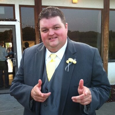 Profile Picture of Ken VanWinkle (@big_sweat79) on Twitter