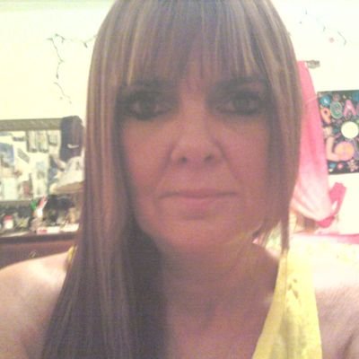 Profile Picture of Lisa Cogar (@CogarLisa) on Twitter