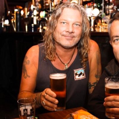 Profile Picture of Mikael (@PaintingSwede) on Twitter