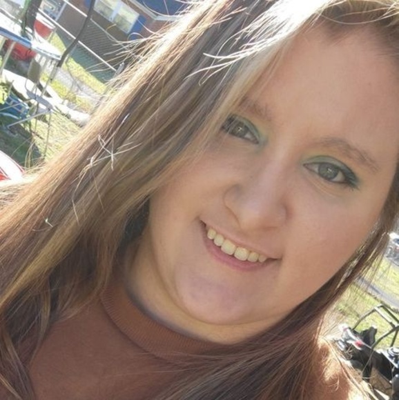 Profile Picture of Madison Redecker (@madisonredecker) on Poshmark