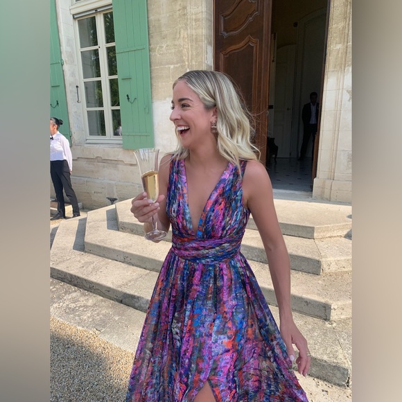 Profile Picture of Anne Greenfield (@agreenfield27) on Poshmark