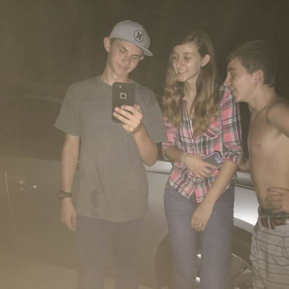 Profile Picture of Michelle Hackett (@hm627527) on Poshmark