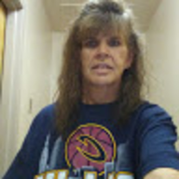 Profile Picture of Shirley m Reppart (@gtfoh2091) on Poshmark