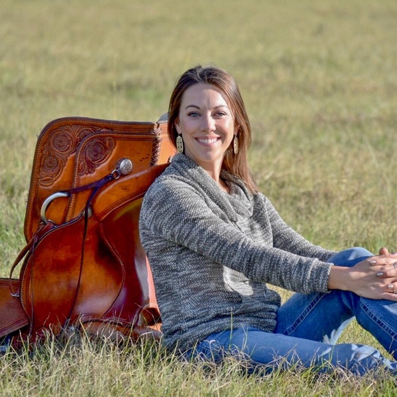 Profile Picture of Morgan Crenshaw (@mcrenshaw11) on Poshmark