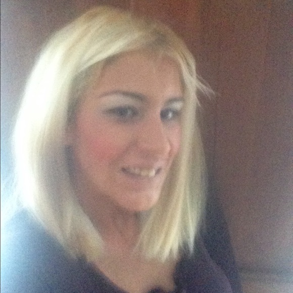 Profile Picture of Dani Slaughter (@danilynne30) on Poshmark