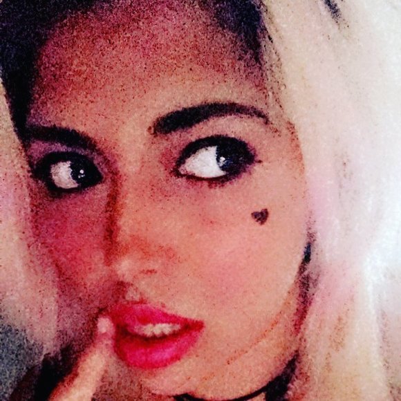 Profile Picture of Pamela Marks (@pamelamarks14) on Poshmark