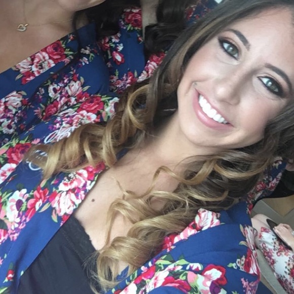 Profile Picture of Nicole Leb (@lebowitzn) on Poshmark