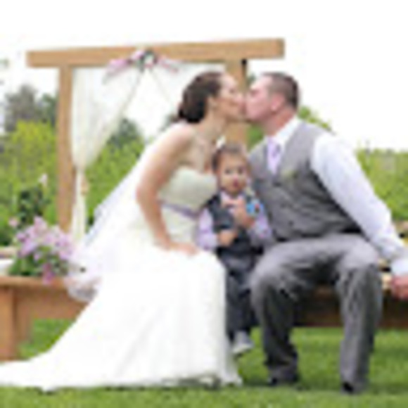 Profile Picture of Kira Bozyk (@kira_bozyk) on Poshmark