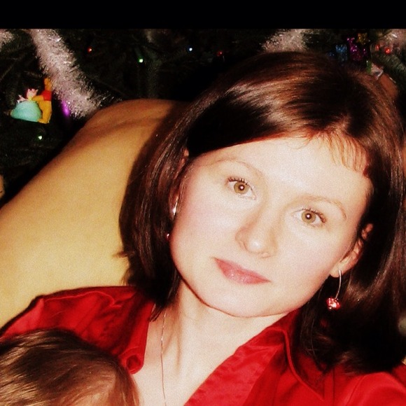 Iwona Slota - Poshmark Profile Picture of Iwona Slota (@iwkaiwka25) on Poshmark