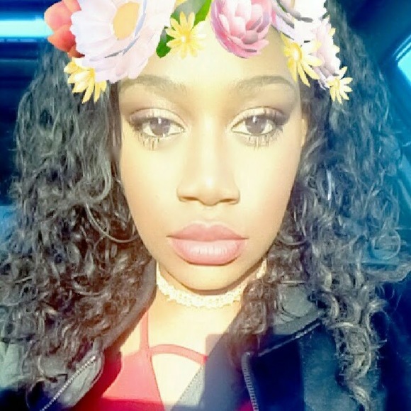 Profile Picture of Tamantha Lunga (@mirajfenty) on Poshmark