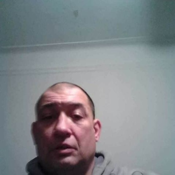 Profile Picture of James Morales (@jamesmorales803) on Poshmark