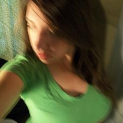 Profile Picture of Carly Glenn (@Carly_frederic) on Twitter