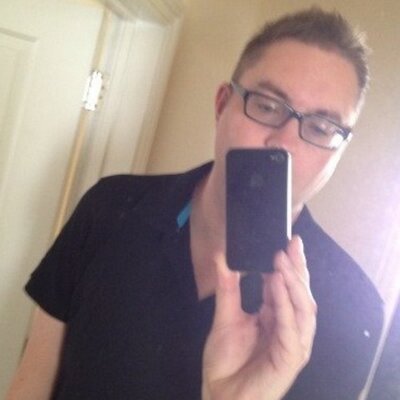 Profile Picture of Stuart Davies (@Stuart_Radio) on Twitter