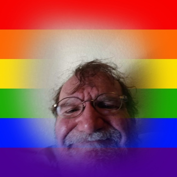 Profile Picture of Robert Barlow (@robertbarlow) on Poshmark