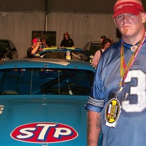 Profile Picture of James Ecarius (@253557682) on Myspace