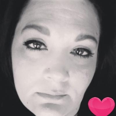 Profile Picture of Yolanda Giles (@yolandagiles10) on Twitter