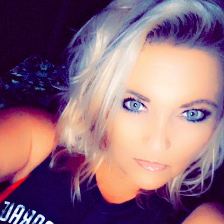 Profile Picture of Charlena (@charlena_short) on Tiktok