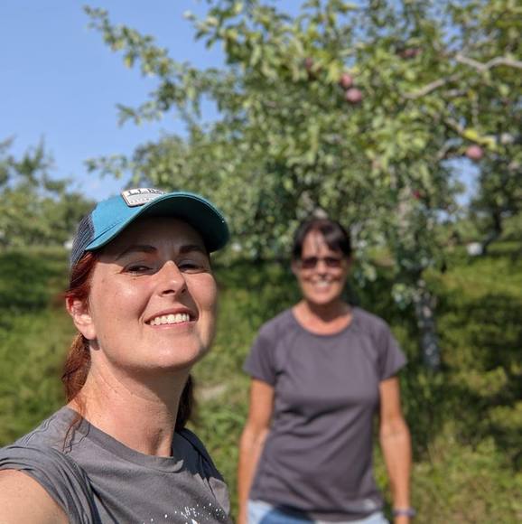 Profile Picture of Cecily Merrill (@cecilymerrill) on Poshmark