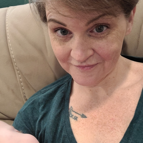 Profile Picture of Heather Eggleton (@headdermarie) on Poshmark