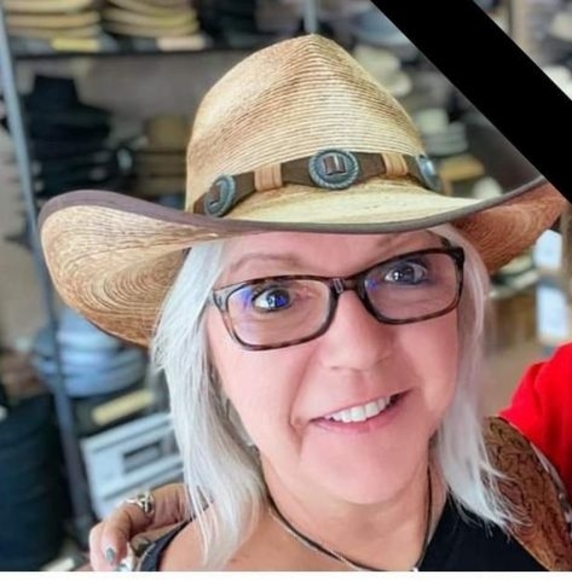 Profile Picture of Silvia Rivas (@silviarivas51) on Poshmark