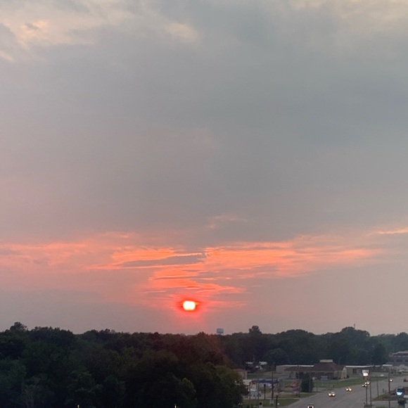 Profile Picture of Kallie Daniels (@kalliedaniels) on Poshmark