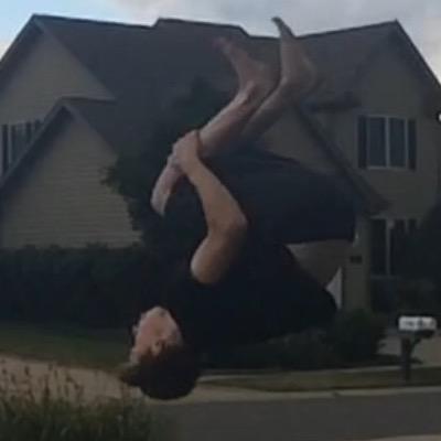 Profile Picture of Luke Lovett (@LukeLovett10) on Twitter