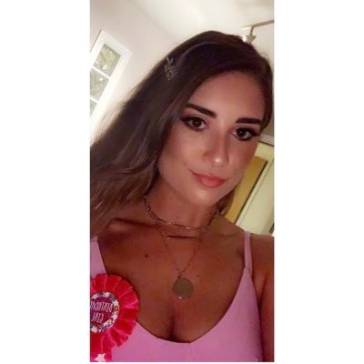 Profile Picture of Alyssa Hall 👑 (@alyssa_robyn24) on Twitter