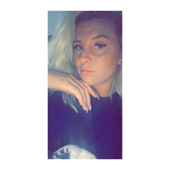 Profile Picture of Alexa Gilbert (@alexatait0301) on Poshmark