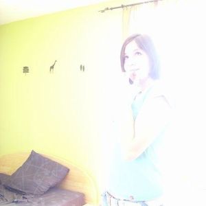 Profile Picture of Estelle Crapez (@125653787) on Myspace