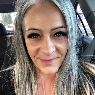 Profile Picture of Lori Hanson (@shinyboots88) on Instagram
