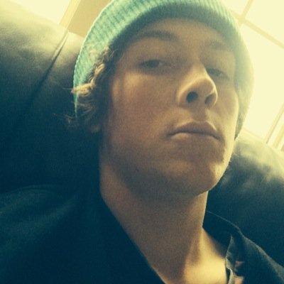 Profile Picture of Josh Pellerin (@jt4_2_0bbb) on Twitter