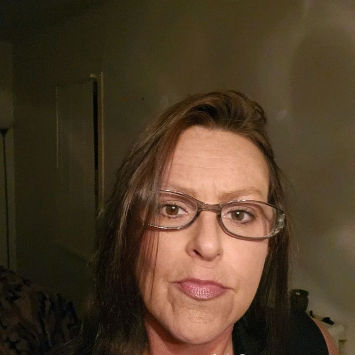 Profile Picture of Michelle Laviness (@michelle.laviness) on Tiktok