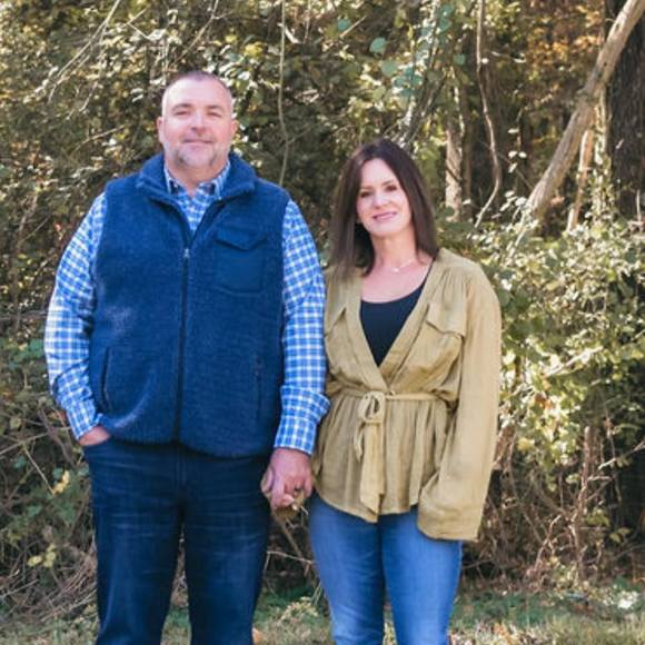 Profile Picture of Paige Evett (@paigeevett) on Poshmark