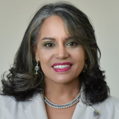 Profile Picture of Rosa Camila Rivera (@rosa_camila) on Twitter