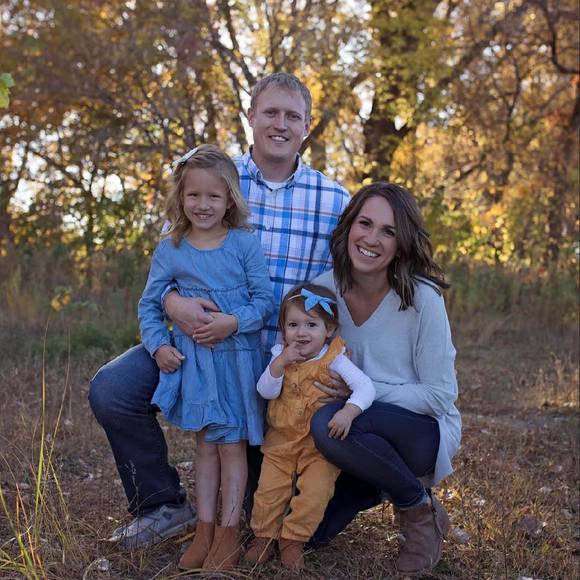 Profile Picture of Katie grace Sellner (@ksellner) on Poshmark