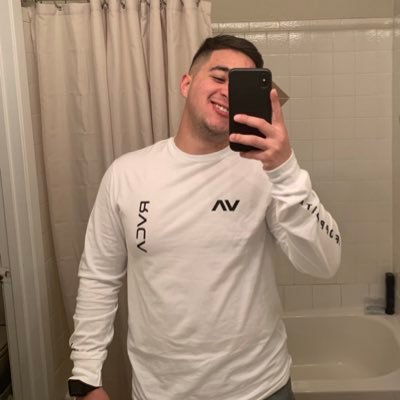 Profile Picture of Christian (@Chris_CasDiaz14) on Twitter