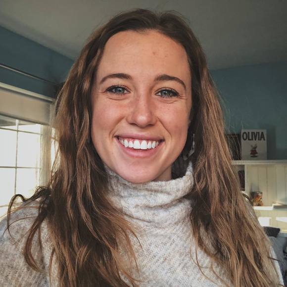 Profile Picture of Olivia Bartoletti (@o_bartoletti) on Poshmark